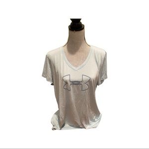 Under Armour vneck tshirt